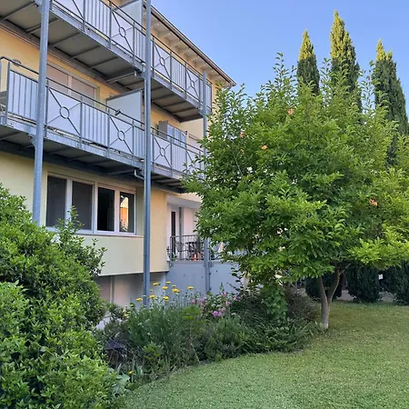 Black Garden Loft - Design Διαμέρισμα