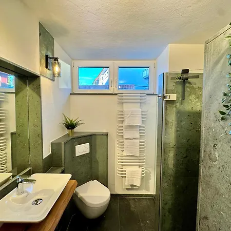 Black Garden Loft - Design Διαμέρισμα *