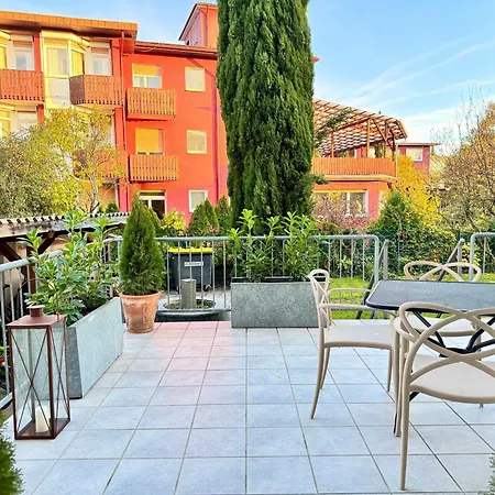 Black Garden Loft - Design