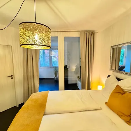 Black Garden Loft - Design Διαμέρισμα